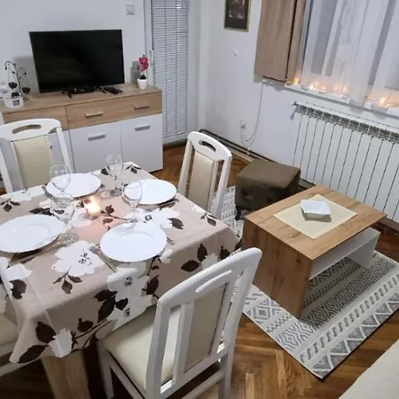 Stan Na Dan Sisters Apartment Belgrade