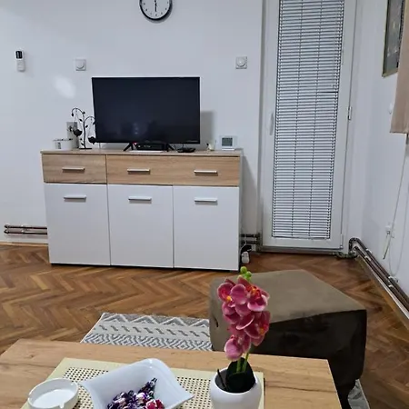 Apartment Stan Na Dan Sisters